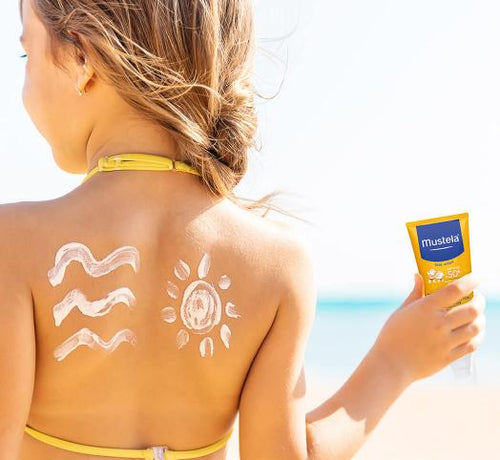 Güneş Kremi Sürmenin Faydaları Nelerdir? - Mustela Türkiye - 1