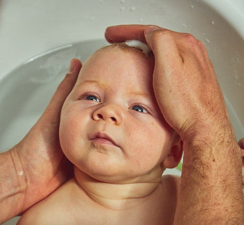 Kız mı Erkek mi? Dünyanın En Popüler 5 Bebek İsmi - Mustela Türkiye - 1