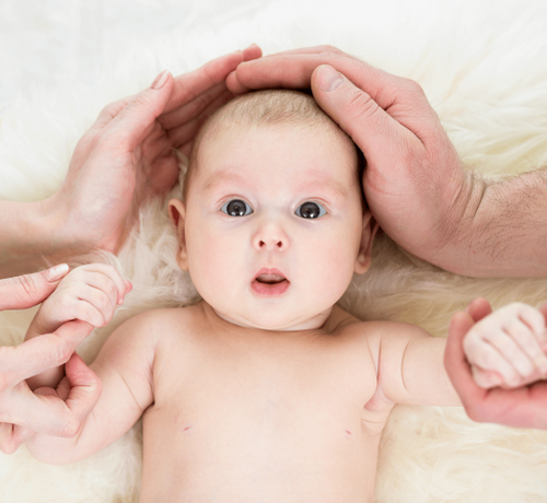 1 Aylık Bebek Gelişimi - Ay Ay Bebek Gelişimi - Mustela Türkiye - 1