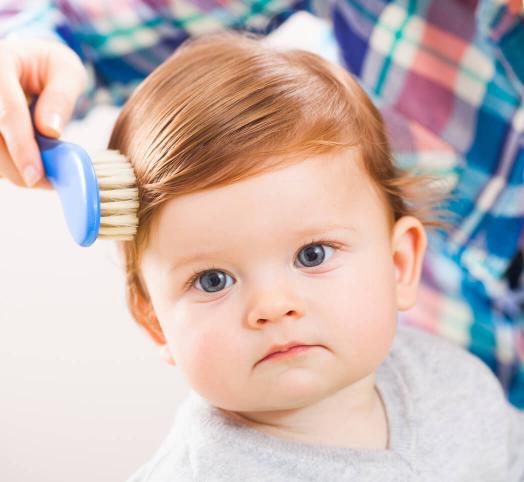 Bebeklerde Saç Bakımı Nasıl Yapılmalıdır?