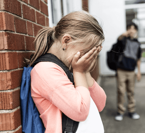 Akran zorbalığı nedir? Belirtileri Nasıldır? - Mustela Türkiye - 1