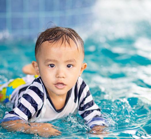 Yüzme havuzu, spor, oyun: Hangi etkinlikler cildi atopiye eğilimli çocuğum için uygun?