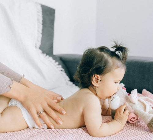 Bebeklerde Gaz Masajı Nasıl Yapılır? - Mustela Türkiye - 1