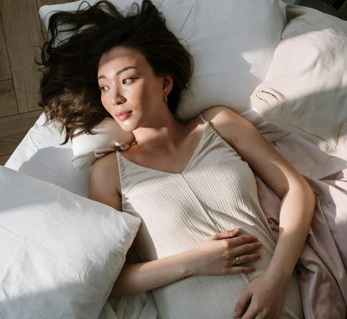 Hamilelikte Yatış Pozisyonları: Konforlu ve Güvenli Seçimler - Mustela Türkiye - 1