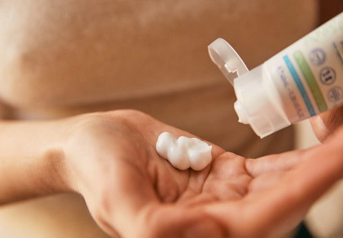 Hydra Bebe Organik Avokadolu Bebek Yüz Kremi - Mustela Türkiye - 2