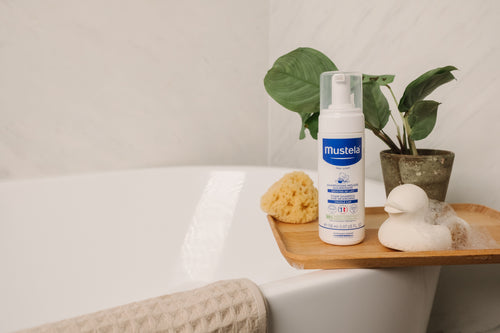 Saç Pullanmalarına Karşı Yenidoğan Köpük Şampuanı - Mustela Türkiye - 3